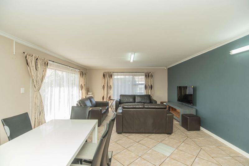 5 Bedroom Property for Sale in Bluewater Bay Eastern Cape